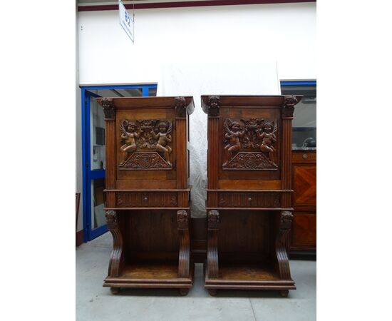 Coppia di credenze in rovere scolpite XIX sec. Francia