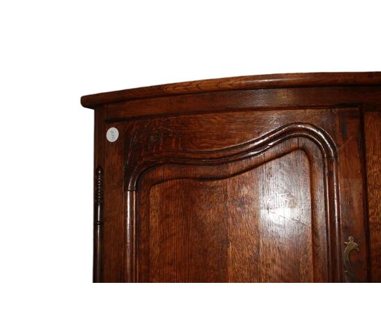 Grande Angoliera Stile Provenzale in Legno di Noce con 4 Ante e 2 Cassetti