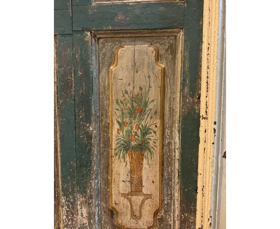 PTL708 - Lacquered door with painted panels, with frame, 18th century, opening size cm W 98 x H 205