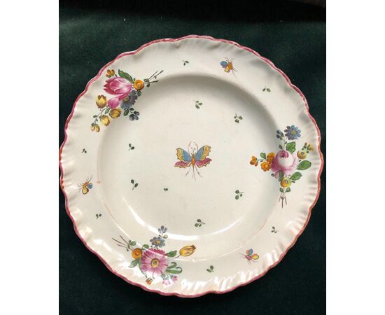 Majolica plate with floral and butterfly decoration, Geminiano Cozzi manufacture, Venice.     