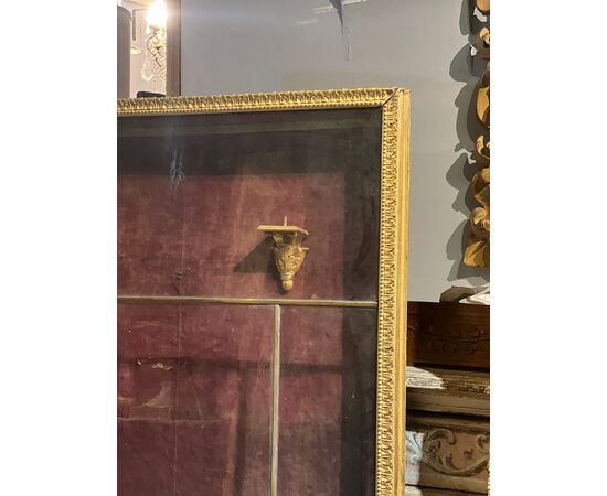 Coppia di teche in legno 