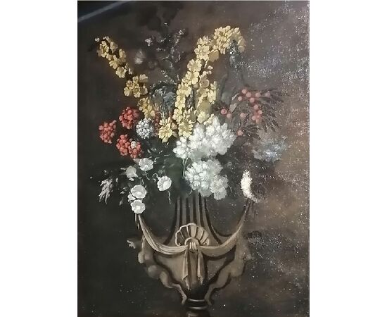 Splendid 17th-century floral still life. Oil on canvas in good condition.