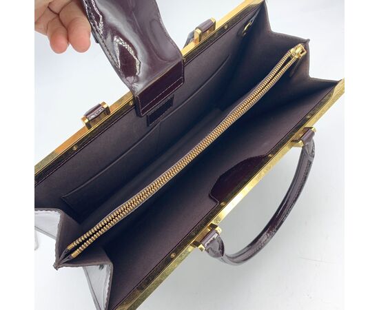 LOUIS VUITTON Borsa a Mano in Pelle Lucida Col. Viola Deesee M