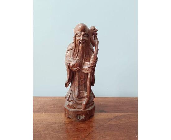 Personaggi orientali in legno