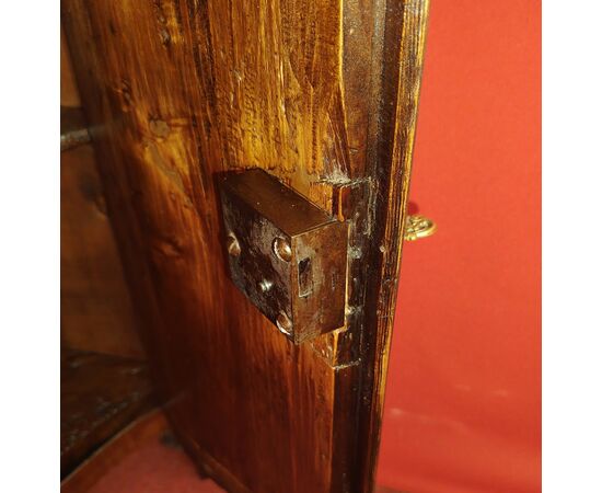 Angolare intarsiato piano in marmo