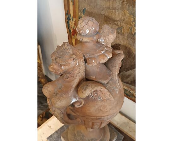 COPPIA DI VASI IN TERRACOTTA NEOCLASSICI FINE DEL XVIII SECOLO