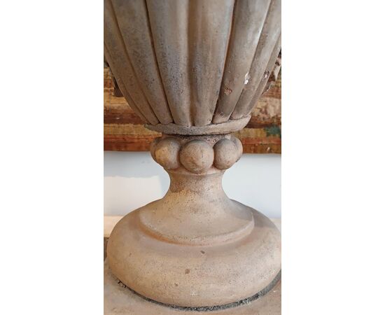COPPIA DI VASI IN TERRACOTTA NEOCLASSICI FINE DEL XVIII SECOLO
