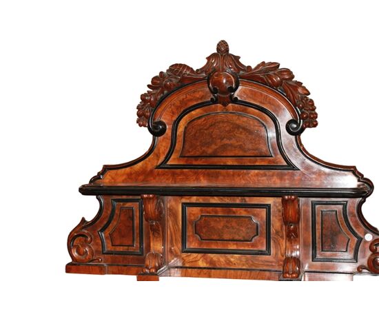 Credenza Piattaia stile Luigi Filippo in Legno di Noce e Radica