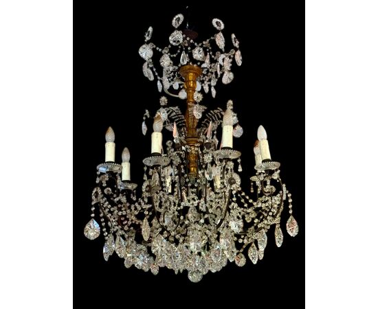 LAMPADARIO IN CRISTALLO, LEGNO E BRONZO AD 8 LUCI - XIX SECOLO