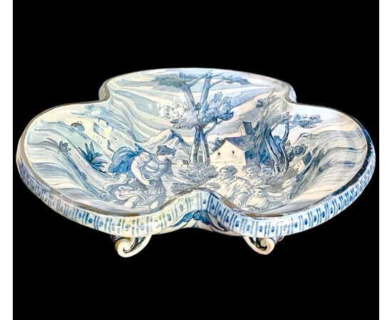 Vaso centrotavola in maiolica. Manifattura Battaglia,Napoli.