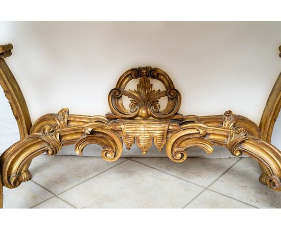 Consolle antica Napoleone III in legno dorato e intagliato con piano in marmo. Francia XIX secolo.