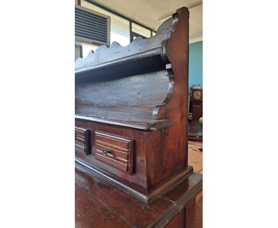 Credenza in ciliegio del '700 con alzata