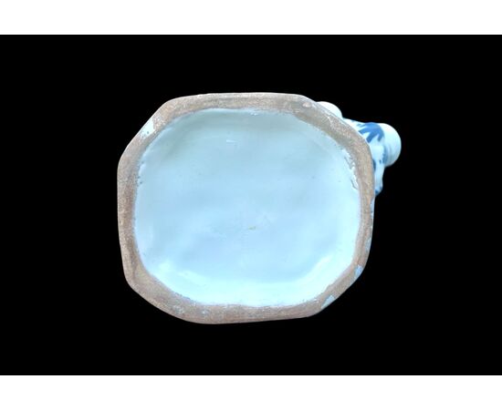 Vaso tulipaniera in maiolica.Moustiers.Francia.