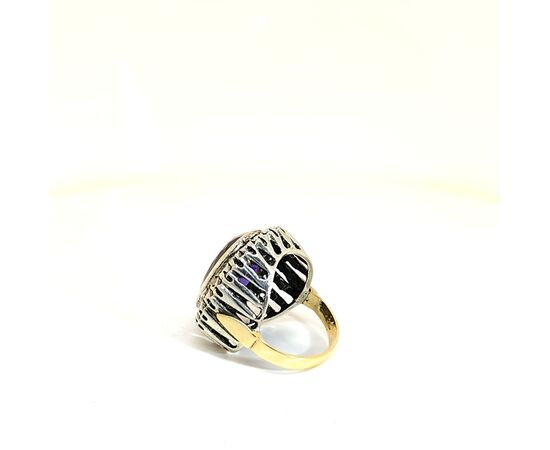 ANELLO IN ORO CON AMETISTA E DIAMANTI