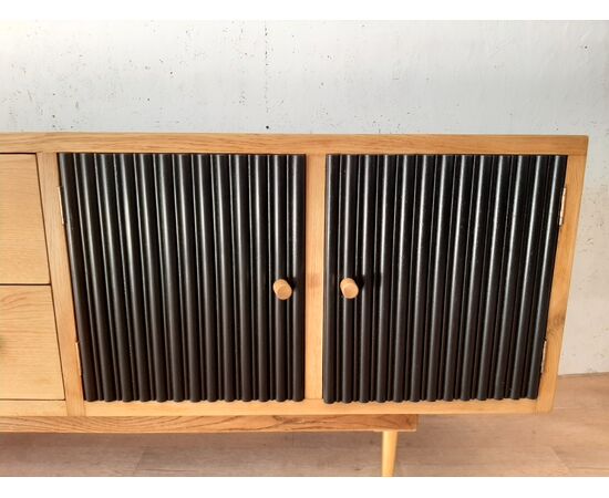 MOBILE BASSO CREDENZA DESIGN MODERNO IN ROVERE MASSELLO , ANNI '80