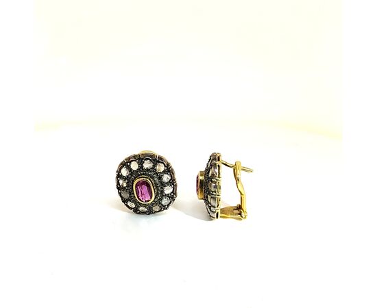 ORECCHINI IN ORO CON RUBINI E DIAMANTI