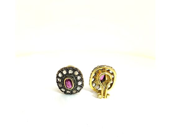 ORECCHINI IN ORO CON RUBINI E DIAMANTI