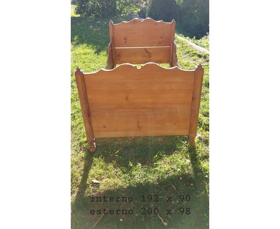 Letto rustico