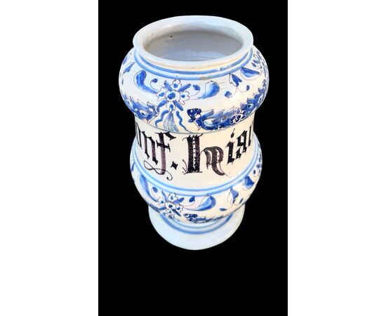 Vaso albarello in maiolica a decoro turchino.Manifattura Manardi.Bassano.