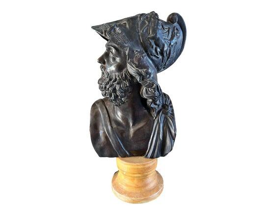  Busto in Bronzo di Menelao, su colonna in marmo verde del XIX Secolo