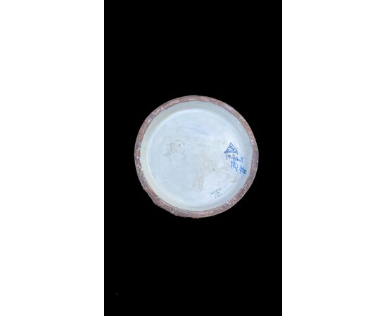 Candeliere - bugia in maiolica a lustro a forma di grifone alato.Societa’Ceramica Umbra.Gualdo Tadino.