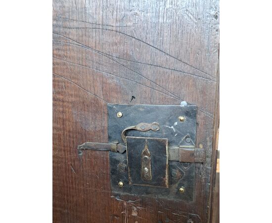 Armadio credenza del ‘600 in castagno