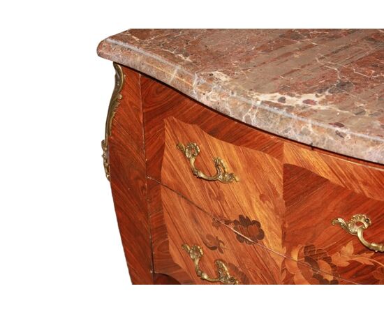 Comoncino francese Stile Luigi XV a 2 cassetti riccamente Intarsiato