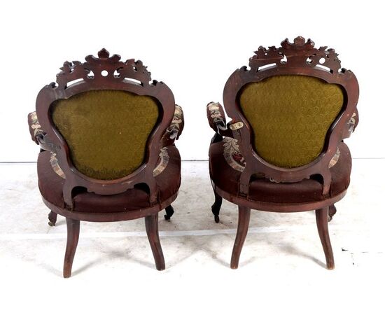 Antiche poltrone francesi del 1800 stile Luigi Filippo con ricamo a piccolo punto