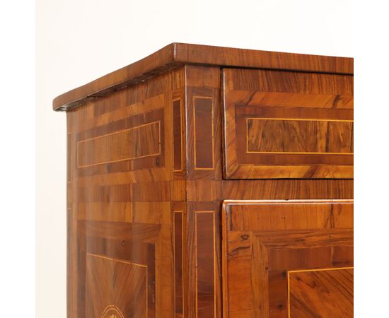 Pair of Neoclassical Chests of Drawers, Italy, Last Quarter of the 18th Century