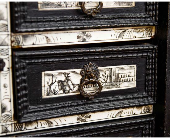 Northern Italy, 17th century, Coin cabinet