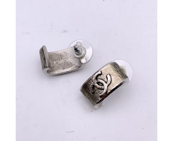 CHANEL Orecchini in Metallo Col. Argento