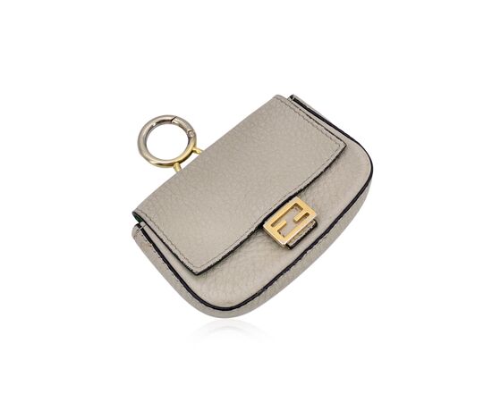 FENDI Accessorio in Pelle Col. Grigio Nano Baguette S