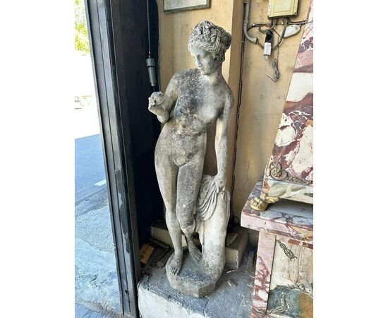  Scultura In Pietra Raffigurante Venere