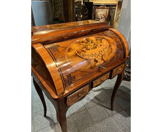 Scrivania a rullo del XIX secolo