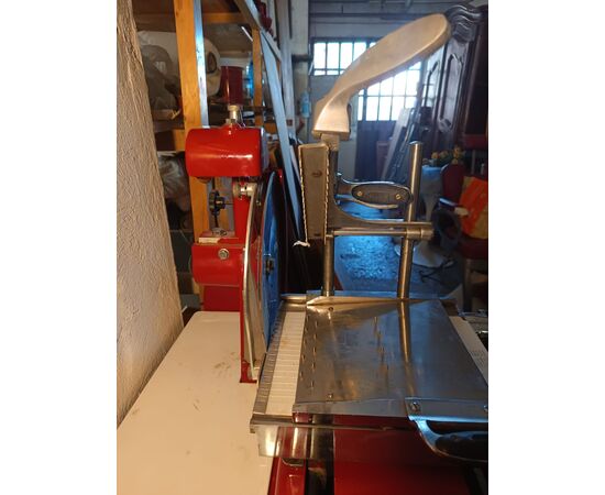 Affettatrice marca Cevenini funzionante