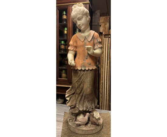 DARS676 - Statua Liberty in marmo, epoca '900, misure cm L 40 x H 107 x P 35