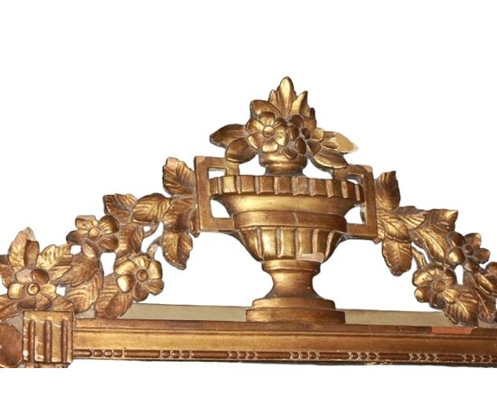 Specchiera francese stile Luigi XVI dorata foglia oro XIX secolo
