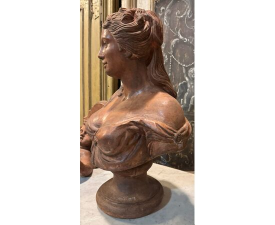 DARS677 - Busto in terracotta, epoca '800, misure cm L 44 x H 62 x P 30