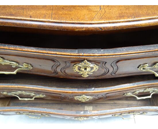 Comò in noce massello Luigi XV 1700 grandi bronzi Francia