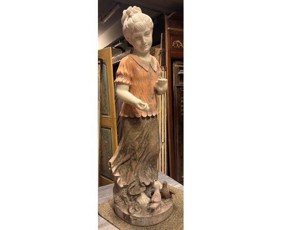 DARS676 - Statua Liberty in marmo, epoca '900, misure cm L 40 x H 107 x P 35