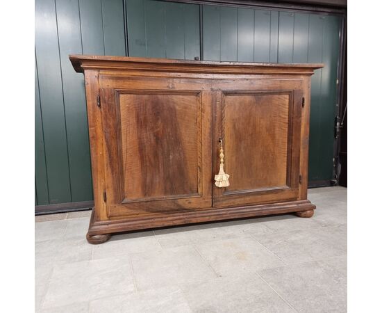 Credenza in noce del 600 Lombardo /Veneto grande misura 