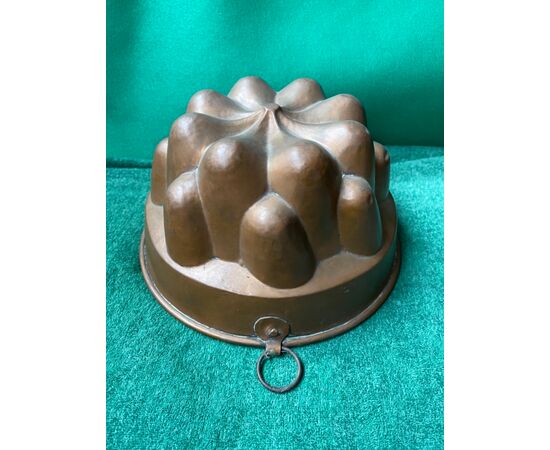 Pudding mold in copper.Piedmont     