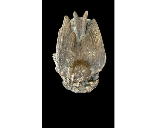 Sculturina in bronzo raffigurante un uccellino