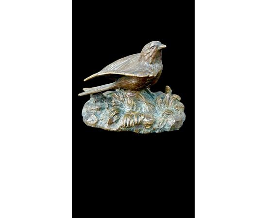 Sculturina in bronzo raffigurante un uccellino