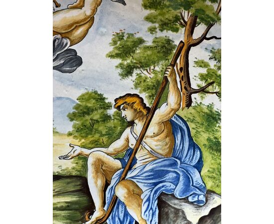 Coppia di piatti decorativi in maiolica 