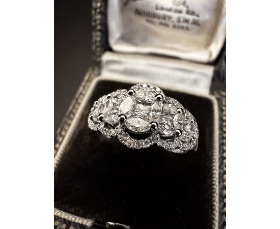 Fedina  con  Diamanti  taglio   Marquise 2  ct.