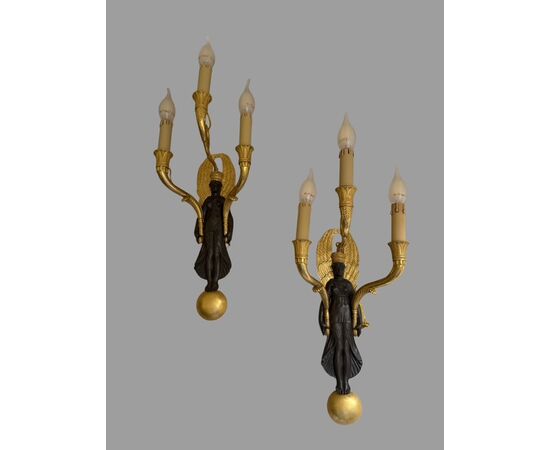 Coppia di appliques impero