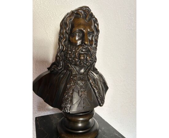 Busto di bronzo di un Cavalliere