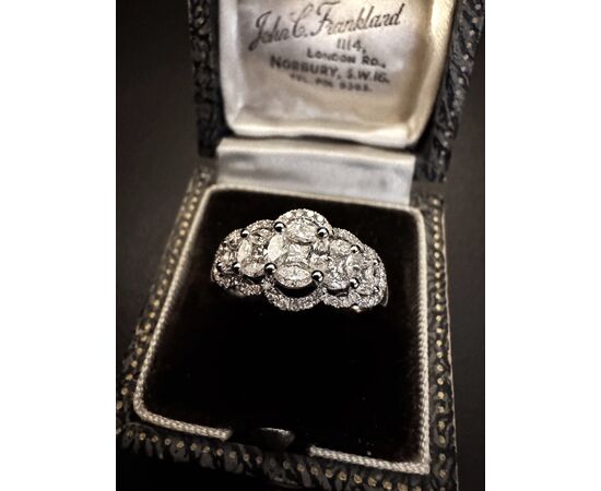 Fedina  con  Diamanti  taglio   Marquise 2  ct.