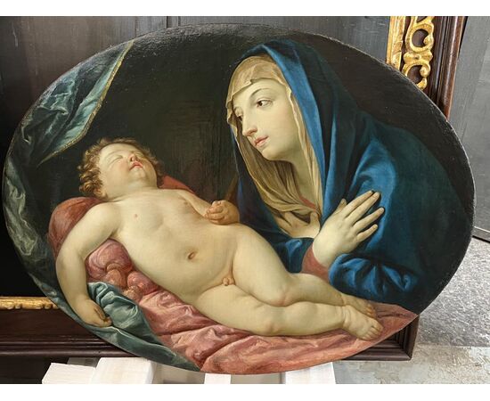 Madonna con il bambino dormiente